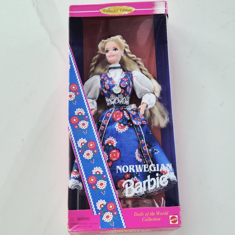 NIB Vintage Norwegian Barbie Dolls Of The World